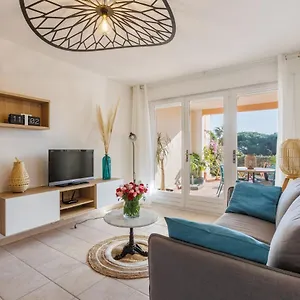 Appartement Avec Jardin, Clim & Piscine - Proche Plages Et Randos, Parking Prive - La Girelle, Hyères